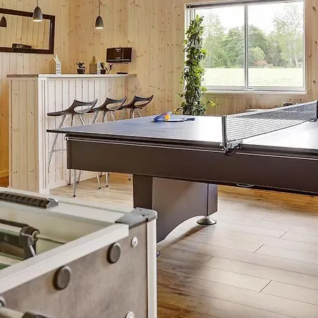 Eskilstrup Sleeps 16 Pool Wifi * Eskilstrup (Funen)