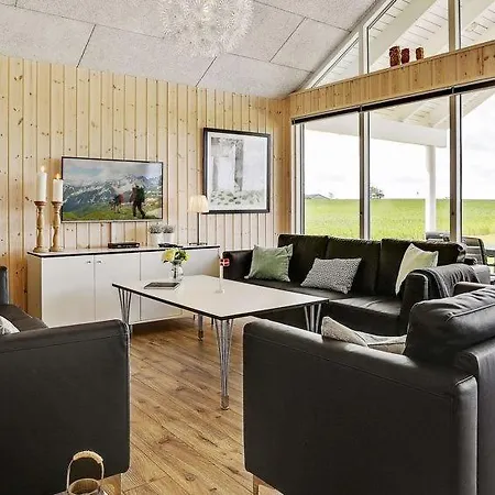 Holiday home Eskilstrup Sleeps 16 Pool Wifi *